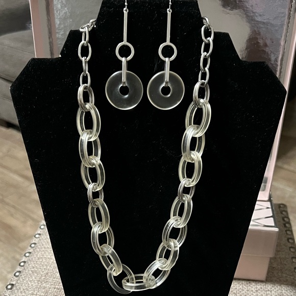 RJ Graziano Clear Loop Chain Necklace & Earring Set - Picture 2 of 3